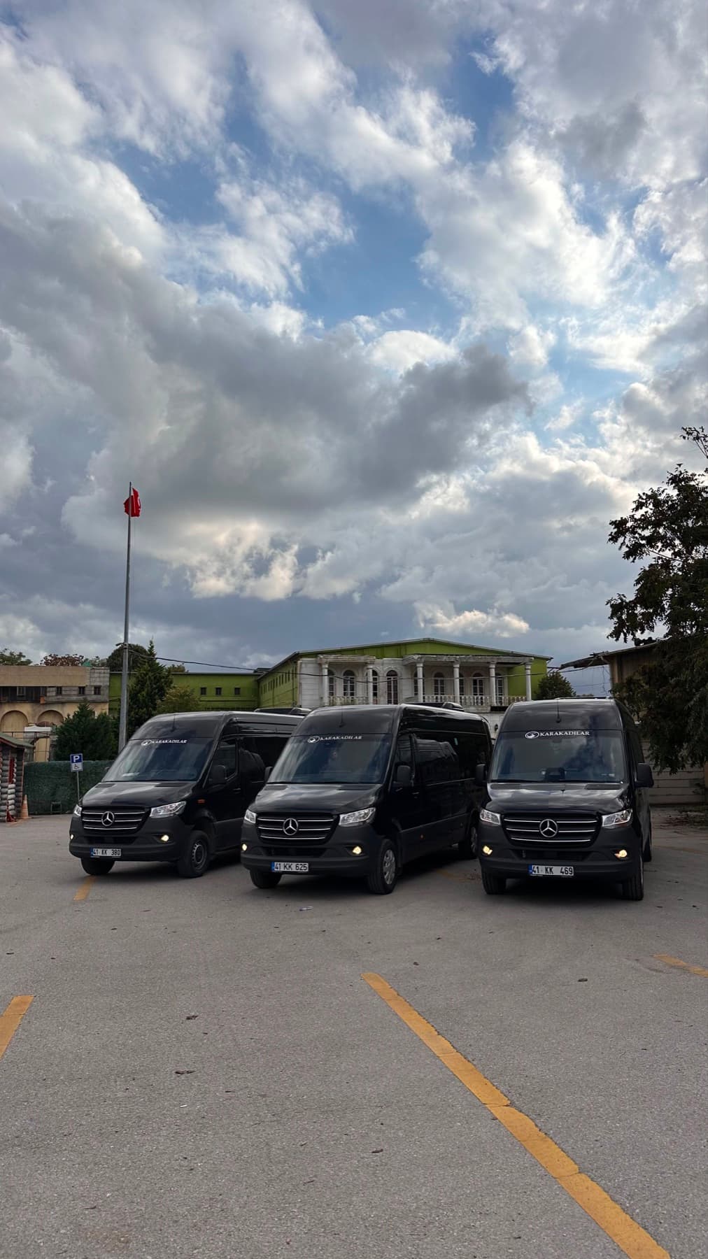 Karakadılar Mercedes Sprinter araçları